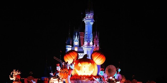 1024x768 Download Disneyland Halloween Photo Tour Kooky Spooky Halloween