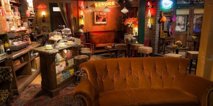 1024x768 Friends Central Perk Wallpapers
