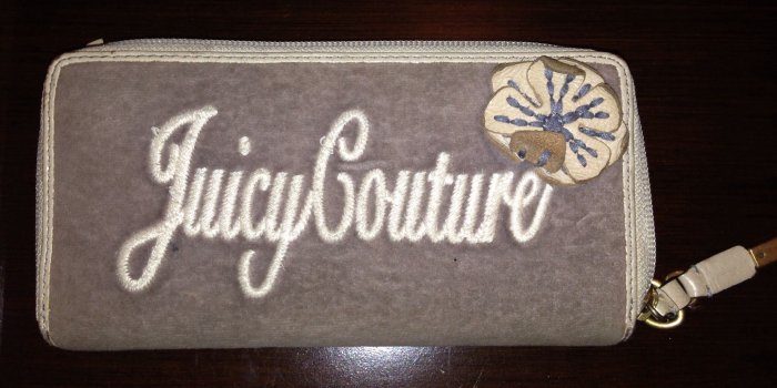 2048x1536 Juicy Couture Gray Flower Wallet (long) from Kissy's Kloset