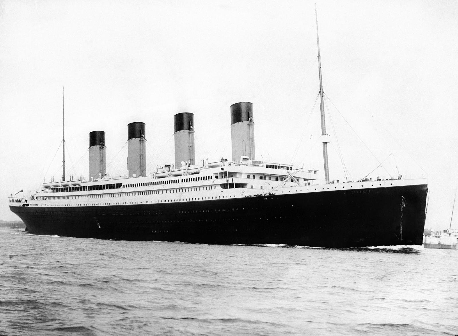 5000x3677 Cruise ship, Titanic, ship, vintage, monochrome HD wallpaper | Wallpaper  Flare