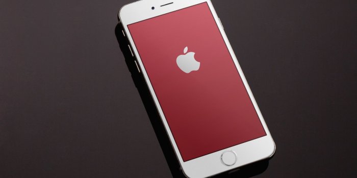 1558x960 iPhone 7 (PRODUCT)RED-inspired wallpapers
