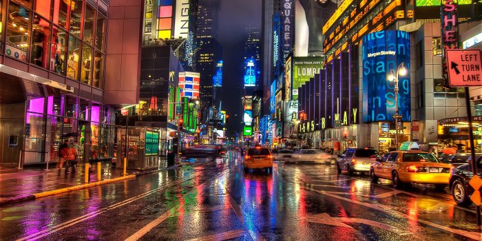 2500x1562 New York City Street HD Wallpaper