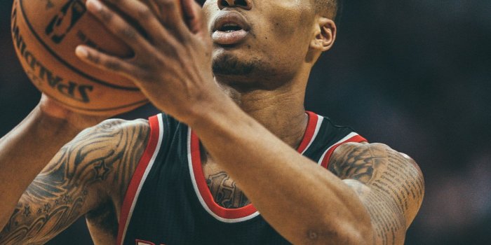 1600x1200 Download wallpaper 1600x1200 damian lillard, nba, basketball