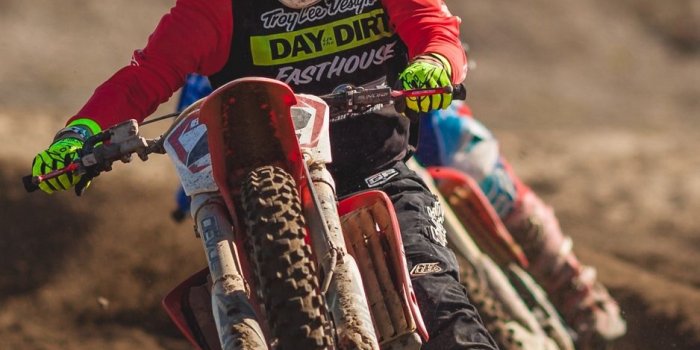 938x1668 Download wallpaper 938x1668 dirt bike, motorcycle, dirt, racing