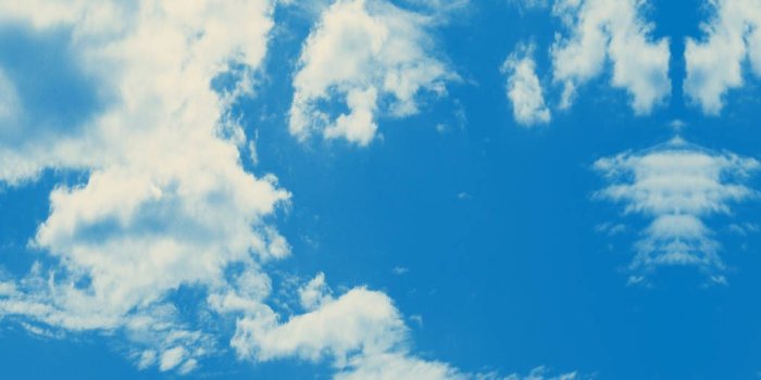 1024x1024 'Cloud Rococo Ombre' Wallpaper In Happy Blue