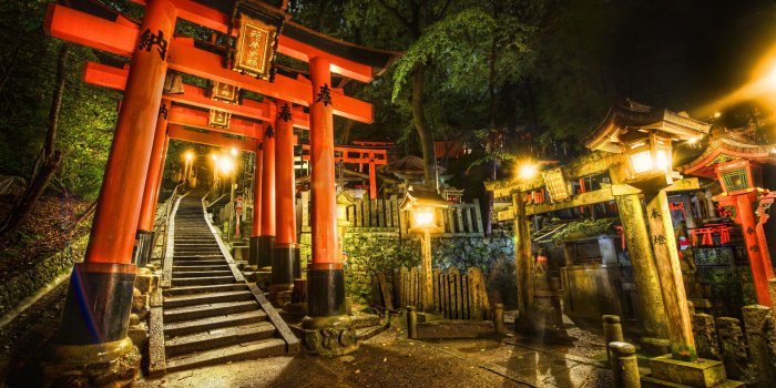 2560x1600 Torii gate shrine japan #6917574