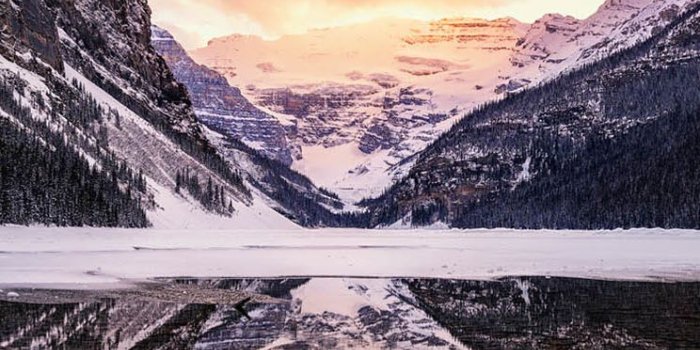 744x1392 The Majestic Lake Louise - The iPhone Wallpapers