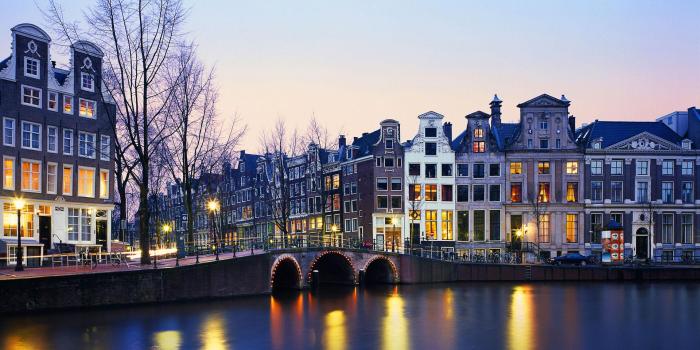 1920x1200 River in Amsterdam HD desktop wallpaper : Widescreen : High