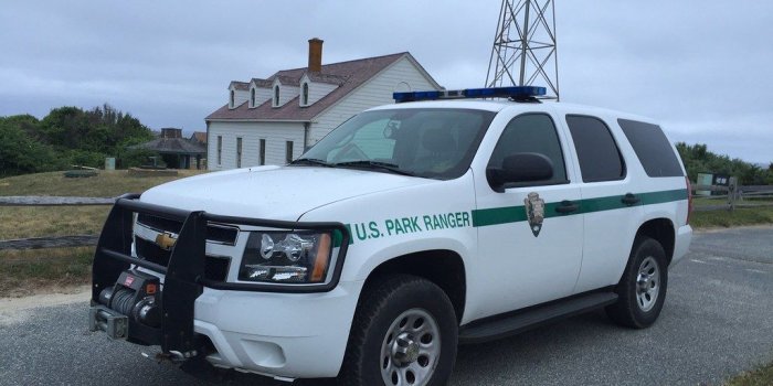 1024x768 U.S. Park Ranger Cape Cod | NPS Park Ranger Chevrolet Tahoe,…