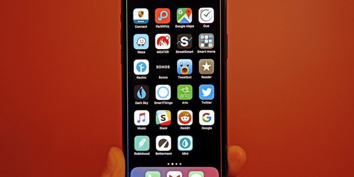 1200x800 The ultimate iPhone X wallpaper has finally been updated for the