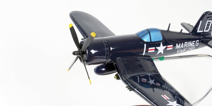 3504x2336 F4u-4 Corsair Wood Model Plane Wallpaper