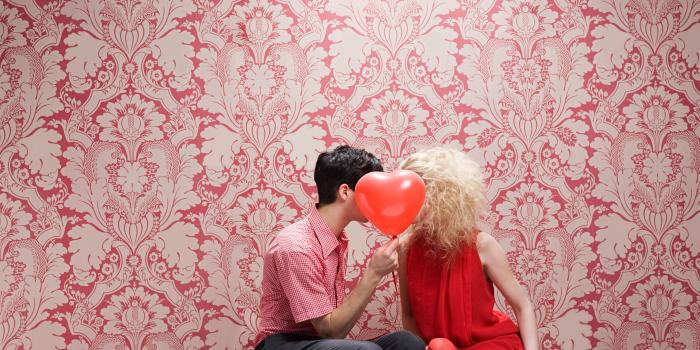 2560x1707 How to Make Someone Fall In Love With You | Time