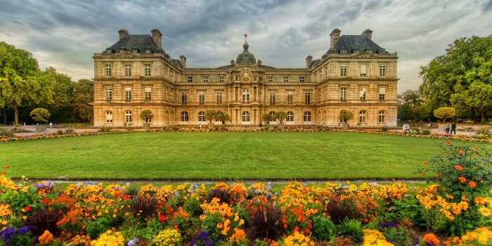 3840x2400 French Garden Wallpaper