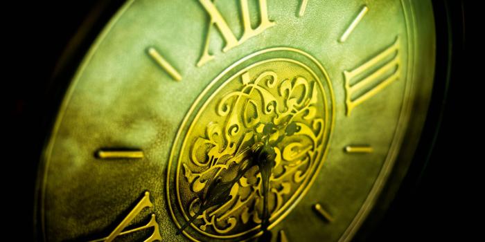 3840x2563 3032181 antique, clock, clock face, close up view, copper