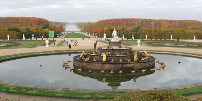 1024x768 French Garden, Versailles castle – Versailles, Île-de-France, France