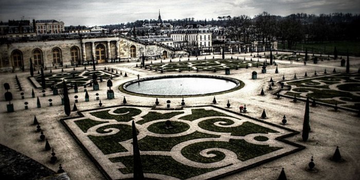 1135x700 CHATEAU de VERSAILLES palace france french building garden wallpaper