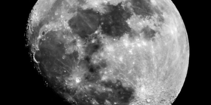 768x1280 Moon ❤ 4K HD Desktop Wallpaper for 4K Ultra HD TV • Wide & Ultra