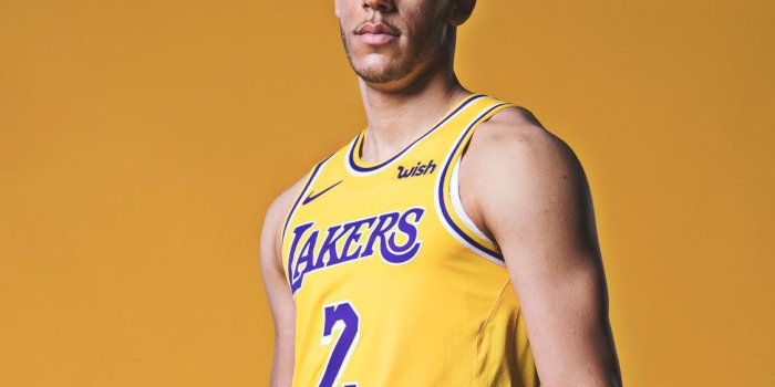 1125x2436 Lonzo Ball | Los Angeles Lakers