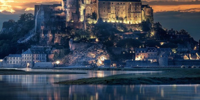 950x1689 Download Mont Saint Michel France Sunset View Free Pure 4K Ultra HD