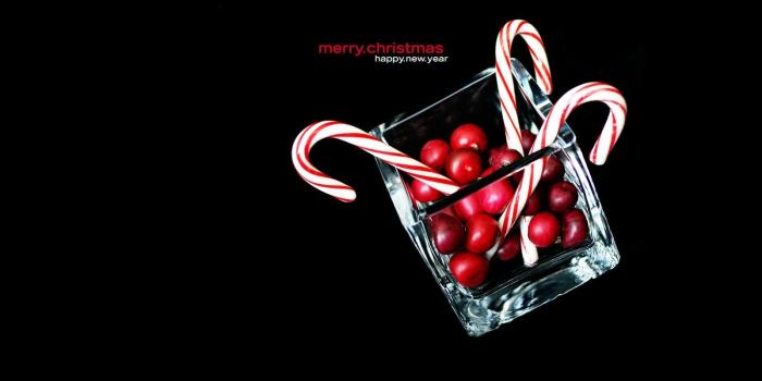 1600x1200 Merry Xmas Candy And Black Background Wallpaper - HD Wallpapers