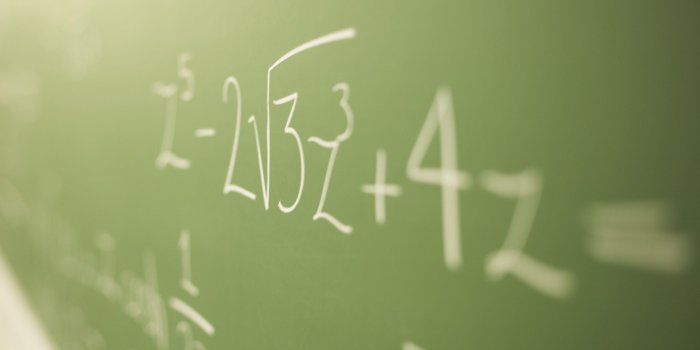 3200x1800 Mathematical formula on school board wallpaper | other | Wallpaper