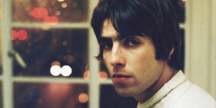 800x1145 Can anyone post decent high quality oasis/liam gallagher wallpapers