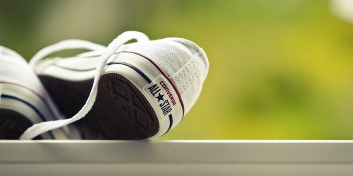 2048x1123 wallpaper converse, sneakers, shoes HD : Widescreen : High