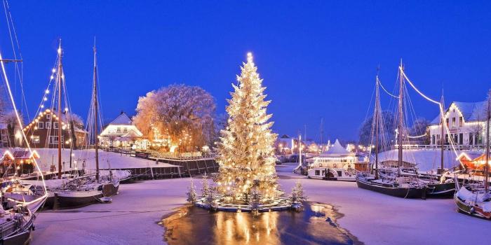 1332x850 Wallpaper winter, snow, lights, holiday, boat, Germany, Christmas