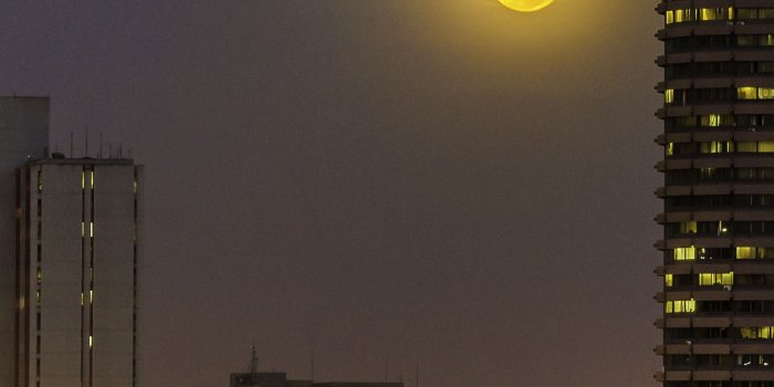 2000x3540 Super Moon – Wallpaper Download [47] – EYECONIC MEDIA