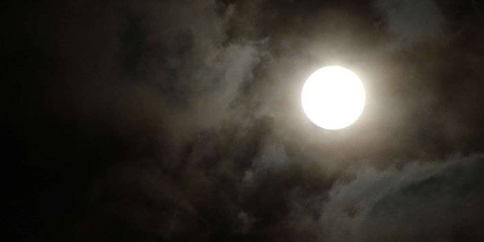 3840x2560 3093443 bright, clouds, earth, evening, galaxy, moon, night, planet