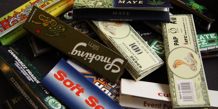 3456x2304 List of rolling papers - Wikipedia