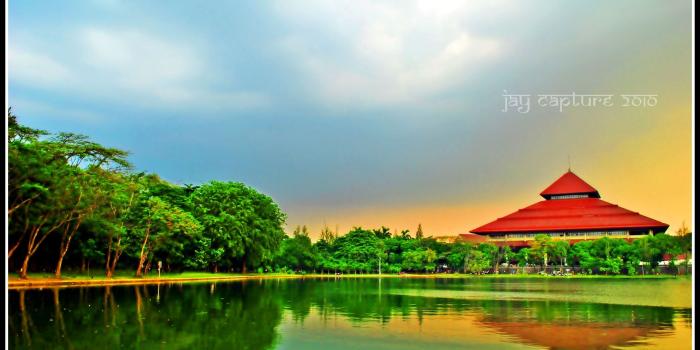 1982x1303 Wallpaper]: A Little Story at University of Indonesia | Never Ending