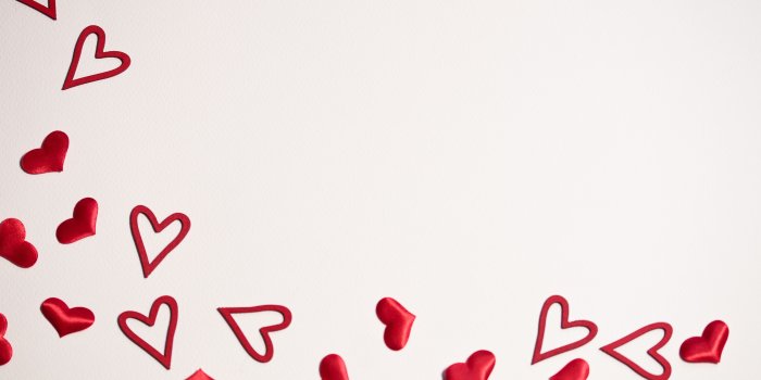 5456x3632 Mini Red Hearts Wallpaper · Free Stock Photo