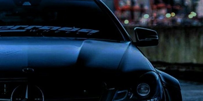 736x1309 A.J on Supreme in 2019 | Supreme wallpaper, Hypebeast