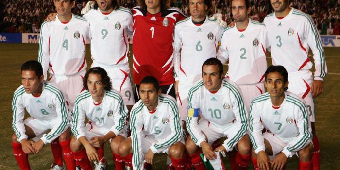 1024x768 Mexico Football Wallpaper