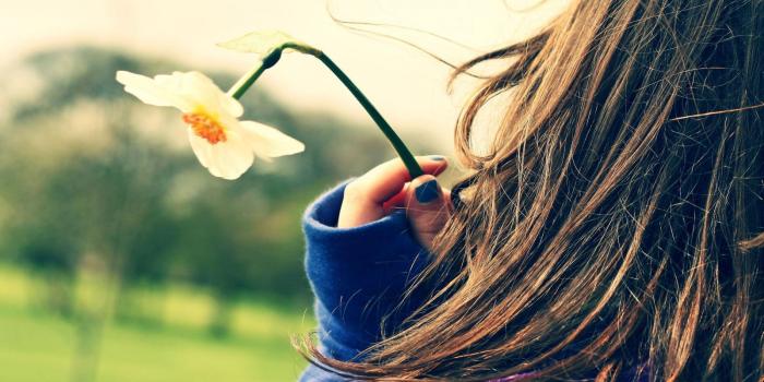 1600x900 45+ Unique And Awesome Facebook Cover Photos For Girls | Stylonica