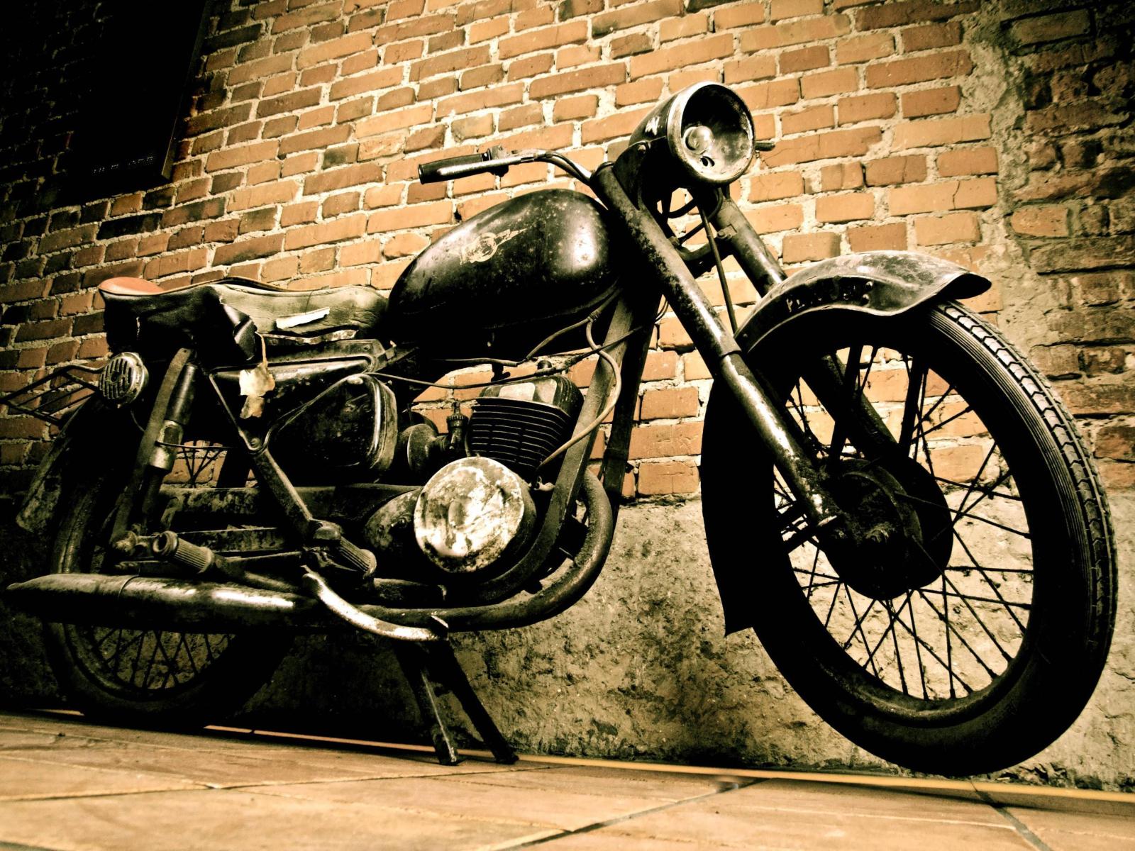 2790x2093 Vintage Motorcycle Wallpapers