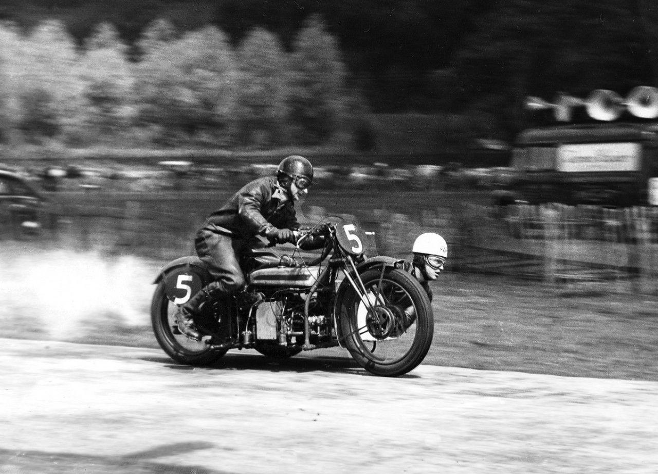 1280x921 Vintage Motorcycle Wallpapers