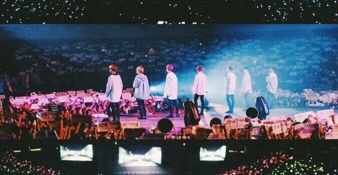 675x1200 Wallpaper | BTS in 2019 | Bts concert, Bts, Bts wallpaper