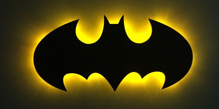 1000x1000 21541 wallpaper batman logo