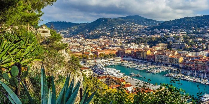 1332x850 Wallpaper mountains, France, building, home, Bay, yachts, port