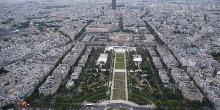 3840x2560 3087873 buildings, capital, city, concrete, dawn, evening, france