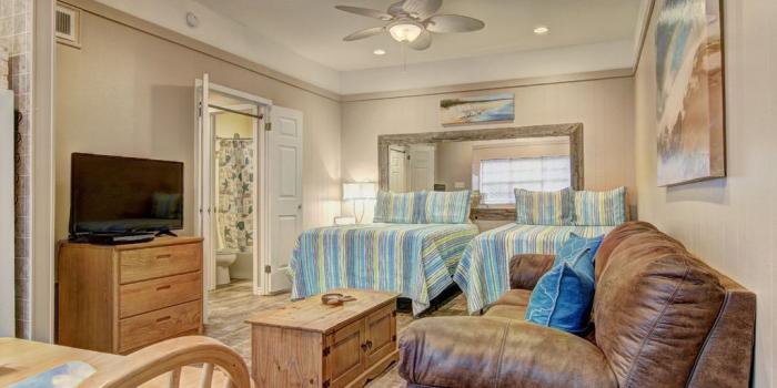 1024x768 Island Oasis, Remodeled studio at Island Retreat! 2 pools/boardwalk to  beach - Port Aransas