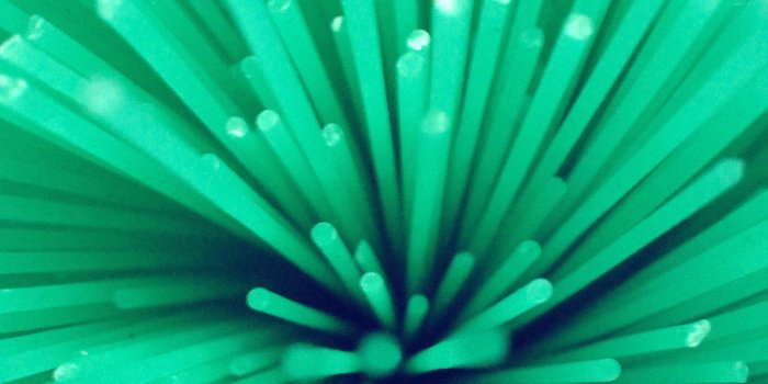 2048x2048 Androidpapers.co | Android wallpaper | vw15-light-line-green-pattern