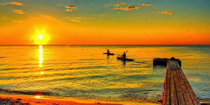 1600x1200 Beach Sunrise HD Wallpapers - Wallpapers Free