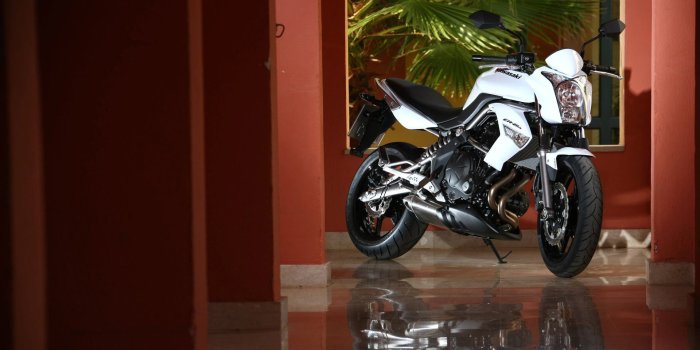 1920x1080 Kawasaki Ninja 650R In White Wallpaper