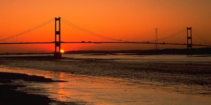 1024x768 Beautiful Bridges: Humber Bridge wallpapers