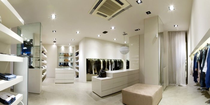 1400x1051 Zone clothing store 25003 - Women Shopping - Women