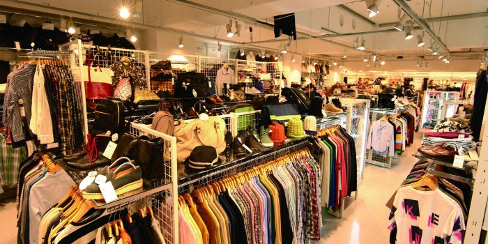 1600x1200 BAZZSTORE- USED DESIGNER GOODS STORE: Shopping Japanese products