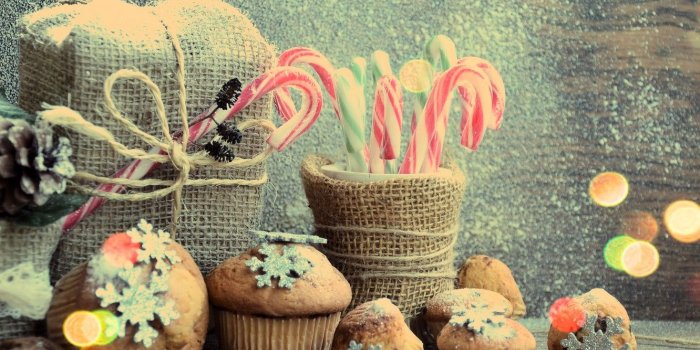 1332x850 Wallpaper snow, decoration, toys, New Year, Christmas, happy